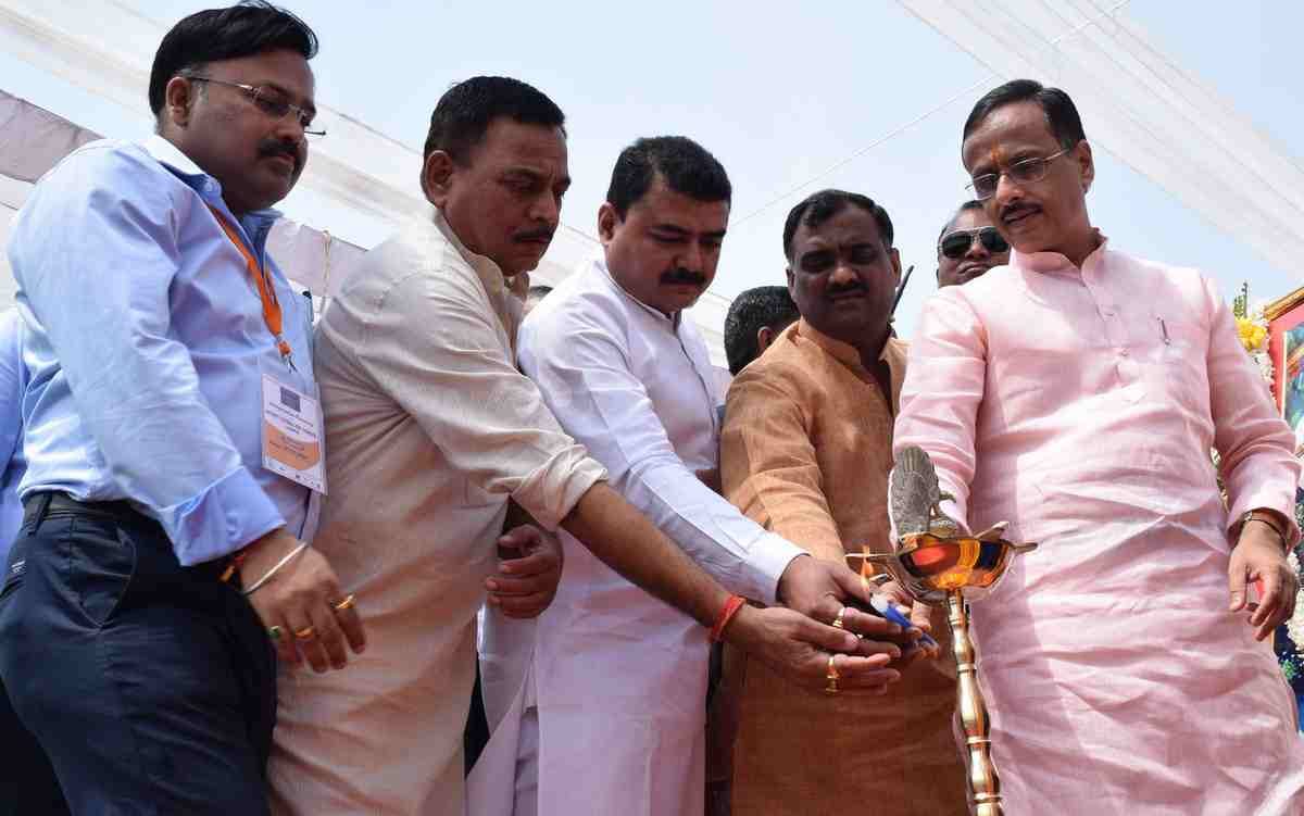 Deputy CM dinesh sharma said that quran in one hand and computer in other hand in madrasa