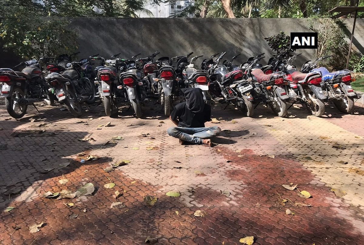 Gujarat: Navsari crime branch arrested 2 minors, recovering 20 stolen motorcycles from them