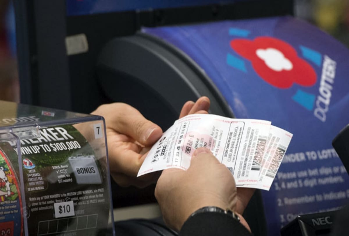 Indian driver John Varughese hits jackpot wins 21 crore lottery in Dubai