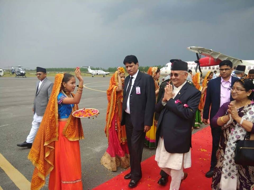 Nepal prime minister k p oli arrives in uttarakhand