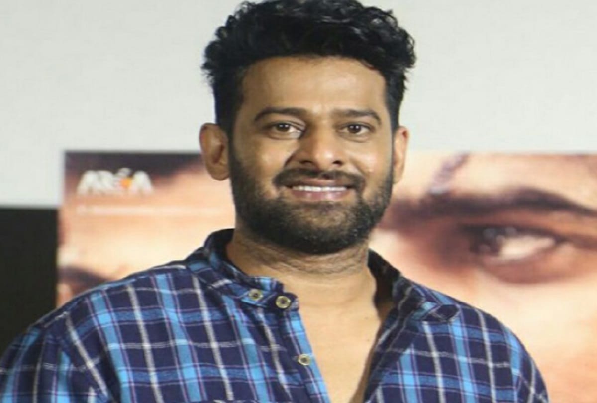 Prabhas Will Share an Important Message with his Fans to his upcoming film Saaho