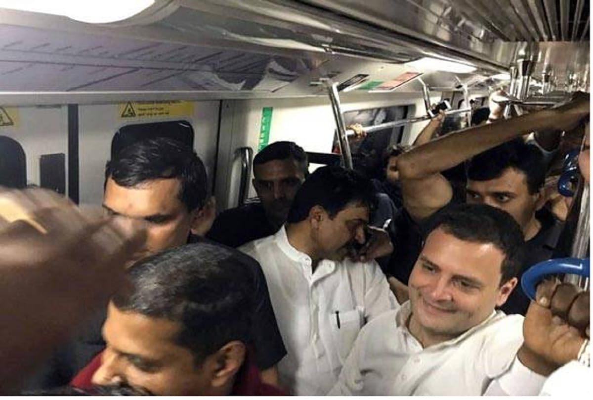 Karnataka Assembly Election 2018, Rahul Gandhi Selfie in Bangalore Metro