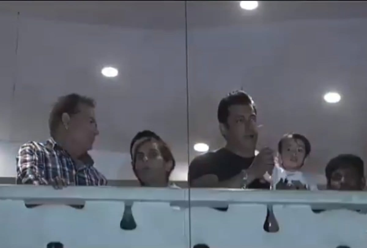 here is why salman khan mother salma never go to meet him in jail