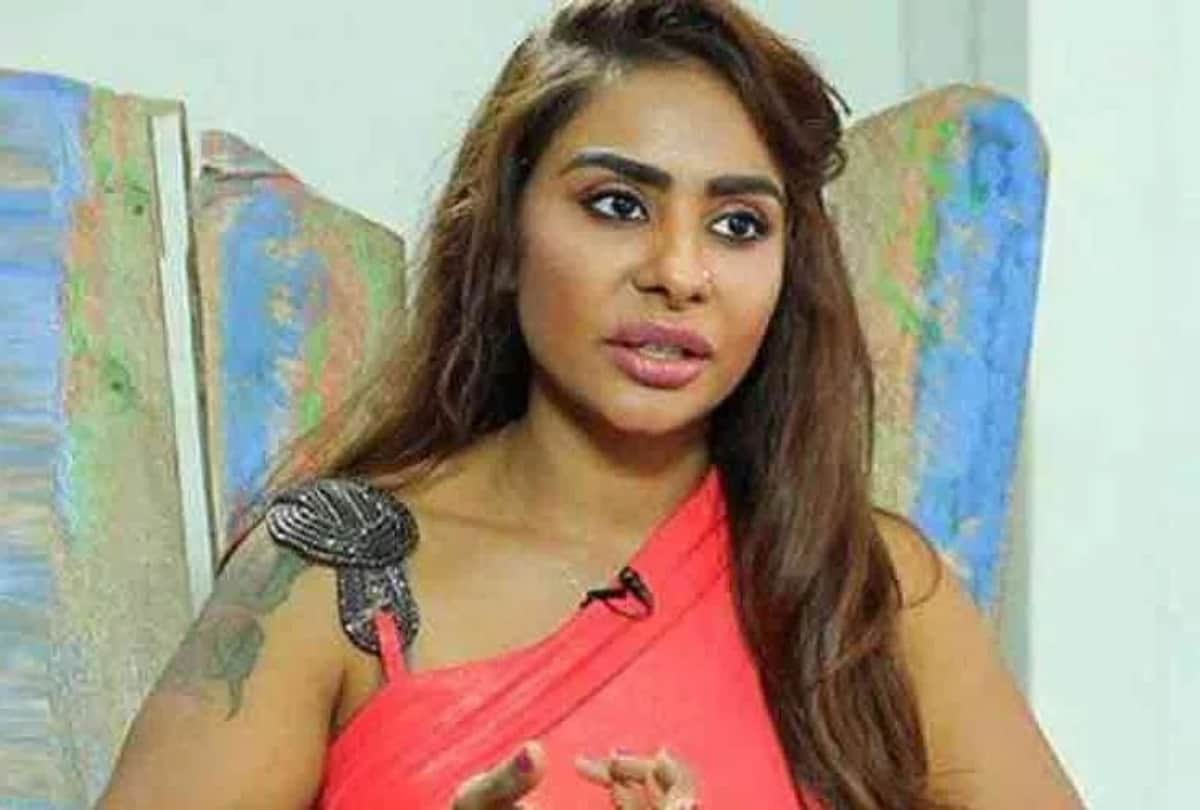Sri Reddy slammed Pawan Kalyan says his only achievement in life is marrying many times