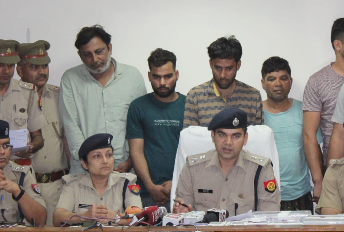 Lakhs of stolen in SBI customer service center