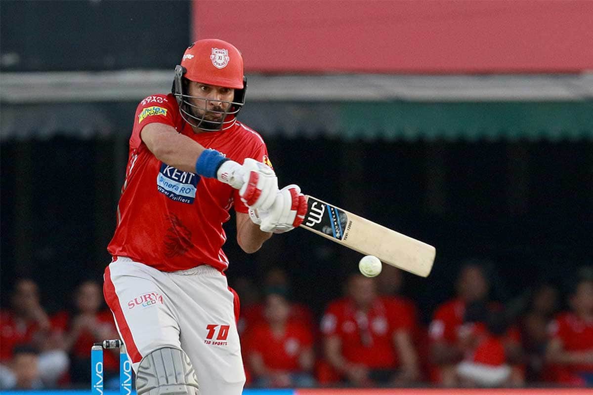 kings xi punjab released Yuvraj singh, this three teams who buy him in ipl 2019