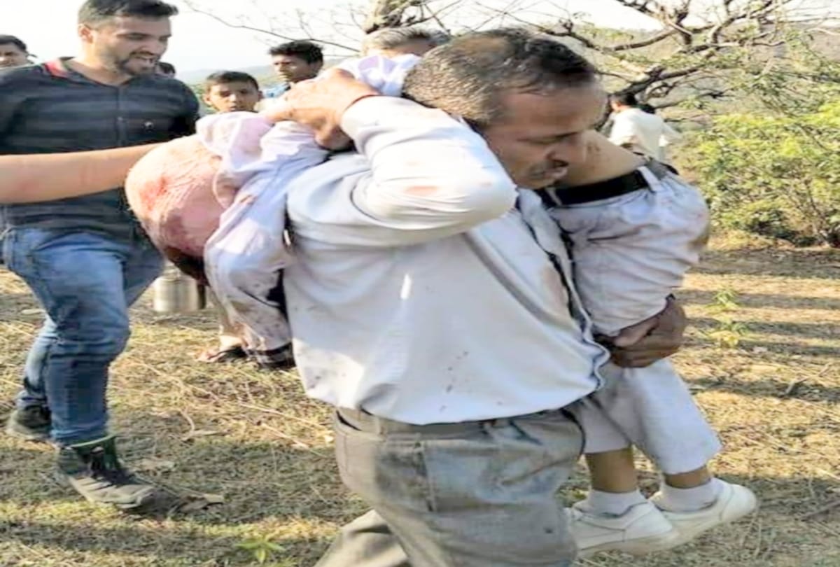 pics of kangra private school bus accident rescue operation
