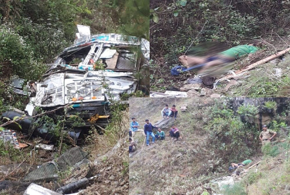 Truck Accident in karnaprayag dead body rescue photos