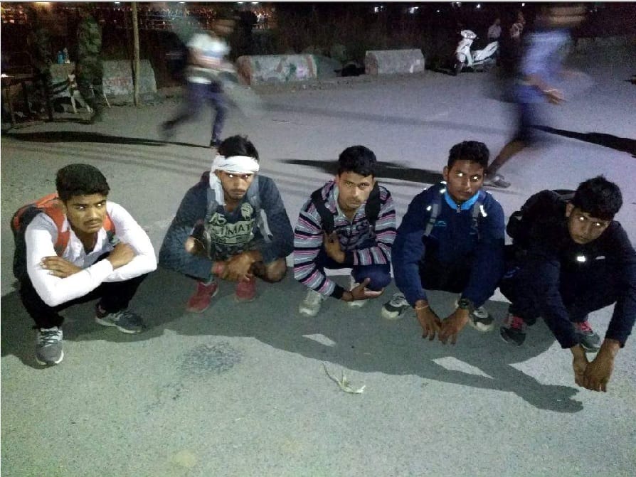 Indian army bharti rally Five Youths caught with Fake documents   