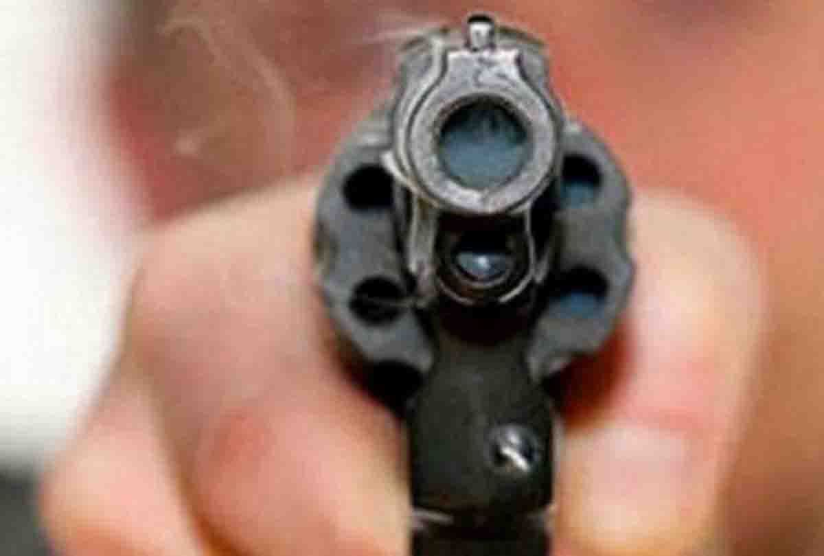 father in law shot dead because of extramarital affairs