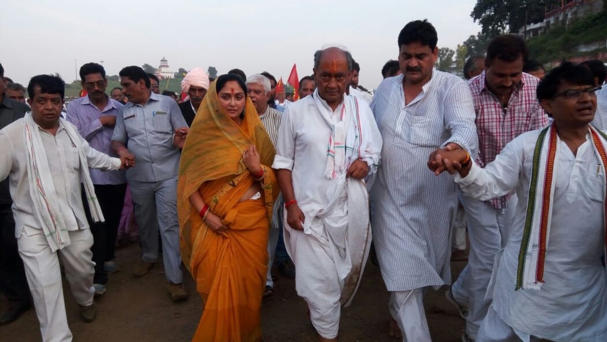  digvijaya singh said on political issues after six months- will not take cm position