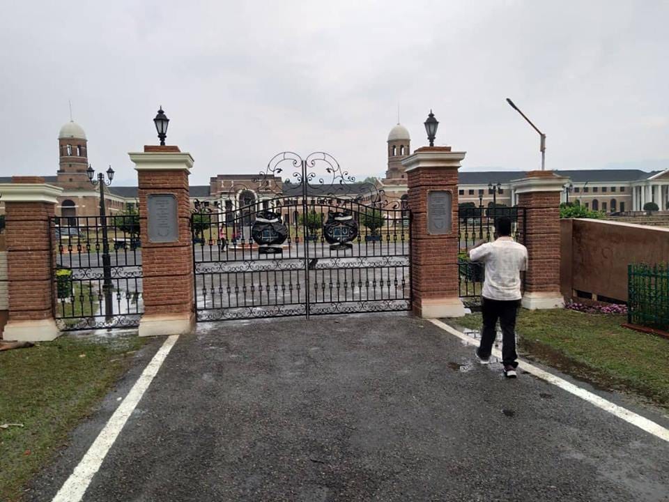 Student Of The Year 2 tiger shroff shooting Exclusive Photos, Dehradun