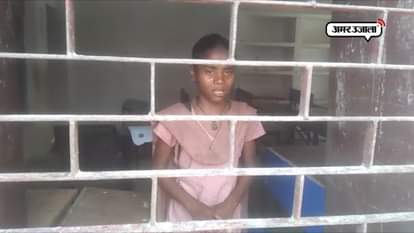 STUDENT LOCKED INSIDE GOVERNMENT SCHOOL AT LUCKNOW UTTAR PRADESH