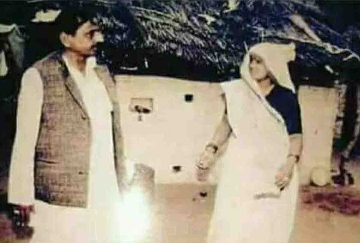 old pictures of the big politicians of the country on social media viral