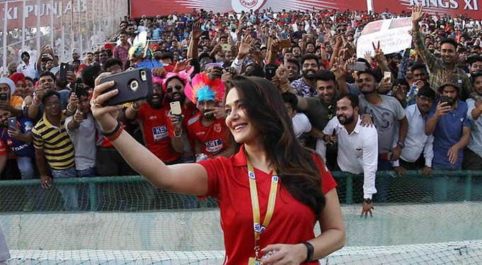 ipl match, kings XI punjab owner Preity Zinta in Mohali Stadium