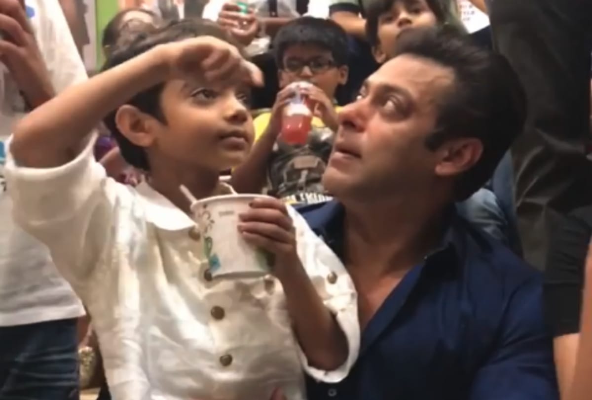 Salman Khan Spends Time With Children At Gateway School Mumbai After Bail 