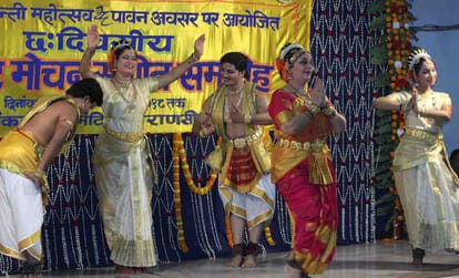 Anandan sivamani performed in sankatmochan music festival