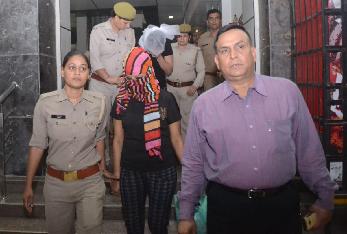 sex racket caught in vasundhara, ghaziabad
