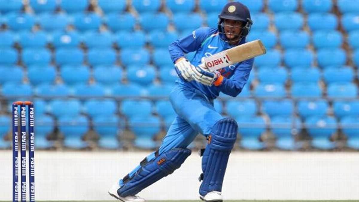 smriti mandhana smash faster half century in just 24 ball against new zealand