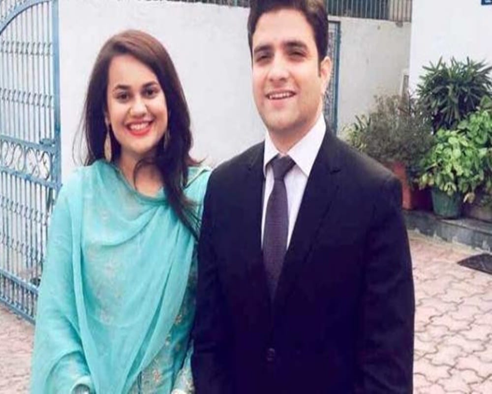 IAS topper Tina dabi and athar love story mussoorie