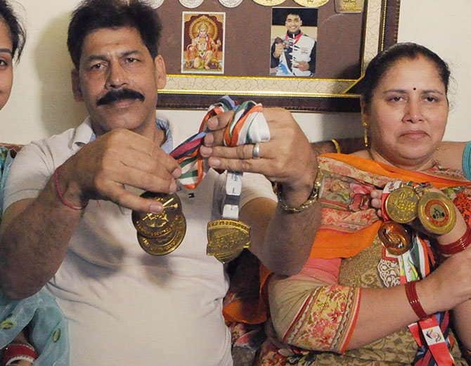 Airforce Officer Vikas Thakur Wins Bronze Medal in Commonwealth Games 2018