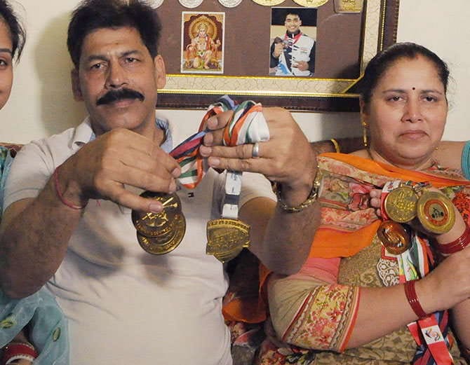 Airforce Officer Vikas Thakur Wins Bronze Medal in Commonwealth Games 2018