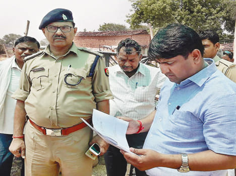 SDM raid on the information of the trader selling wheat in the purchasing station