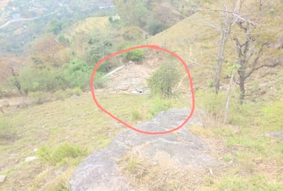 one killed and four injured in road accidents in mandi