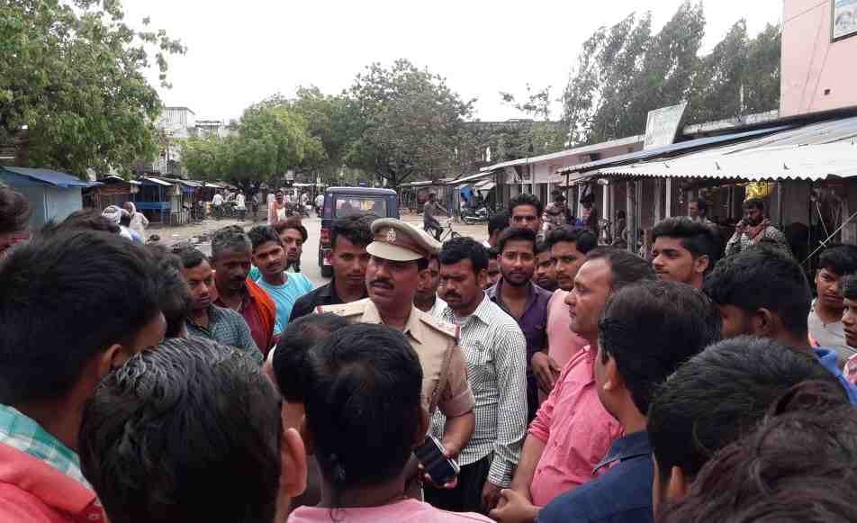Protest against reservation in some district of purvanchal