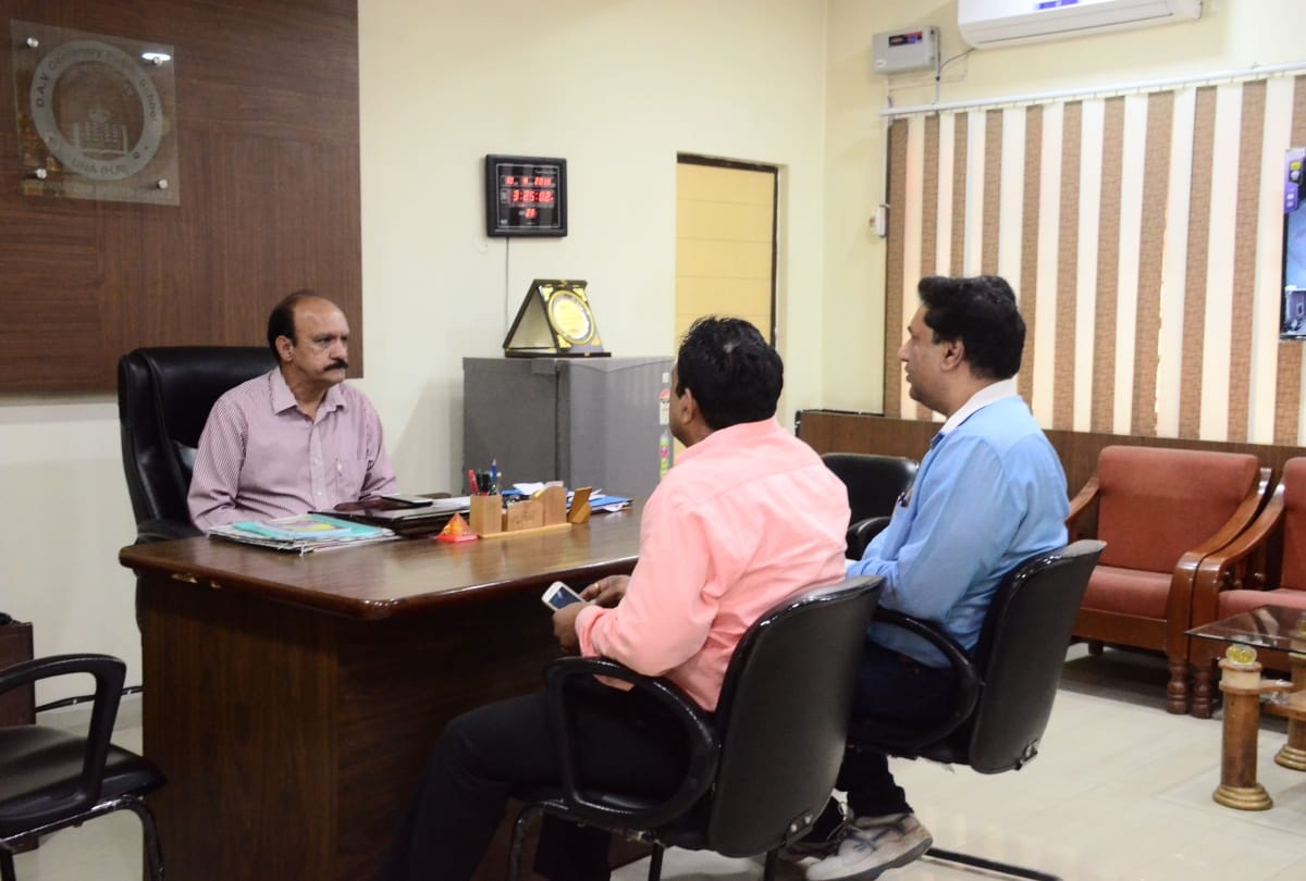 crime branch team in una for cbse paper leak case investigation