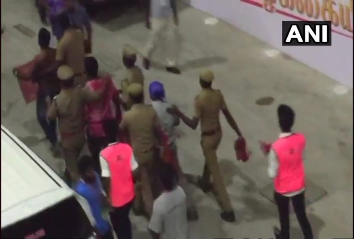 IPL 2018: Kaveri river water dispute in CSK vs KKR match