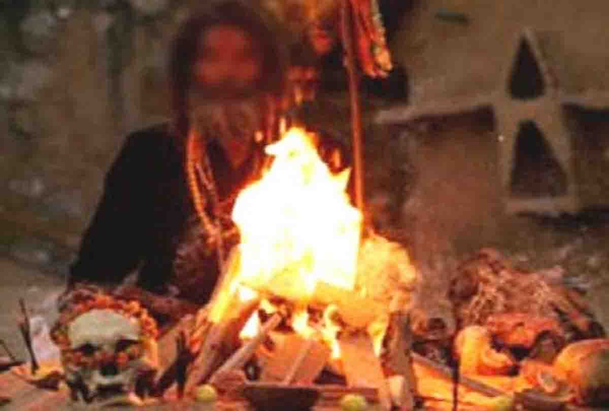 tantrik called a family in reservoir