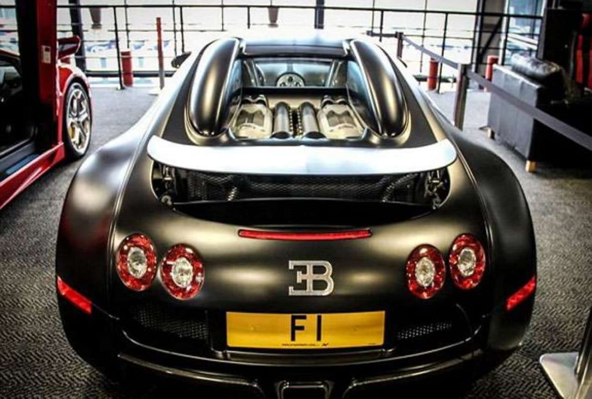 worlds most expensive car number plate sale for rupees 132 crore