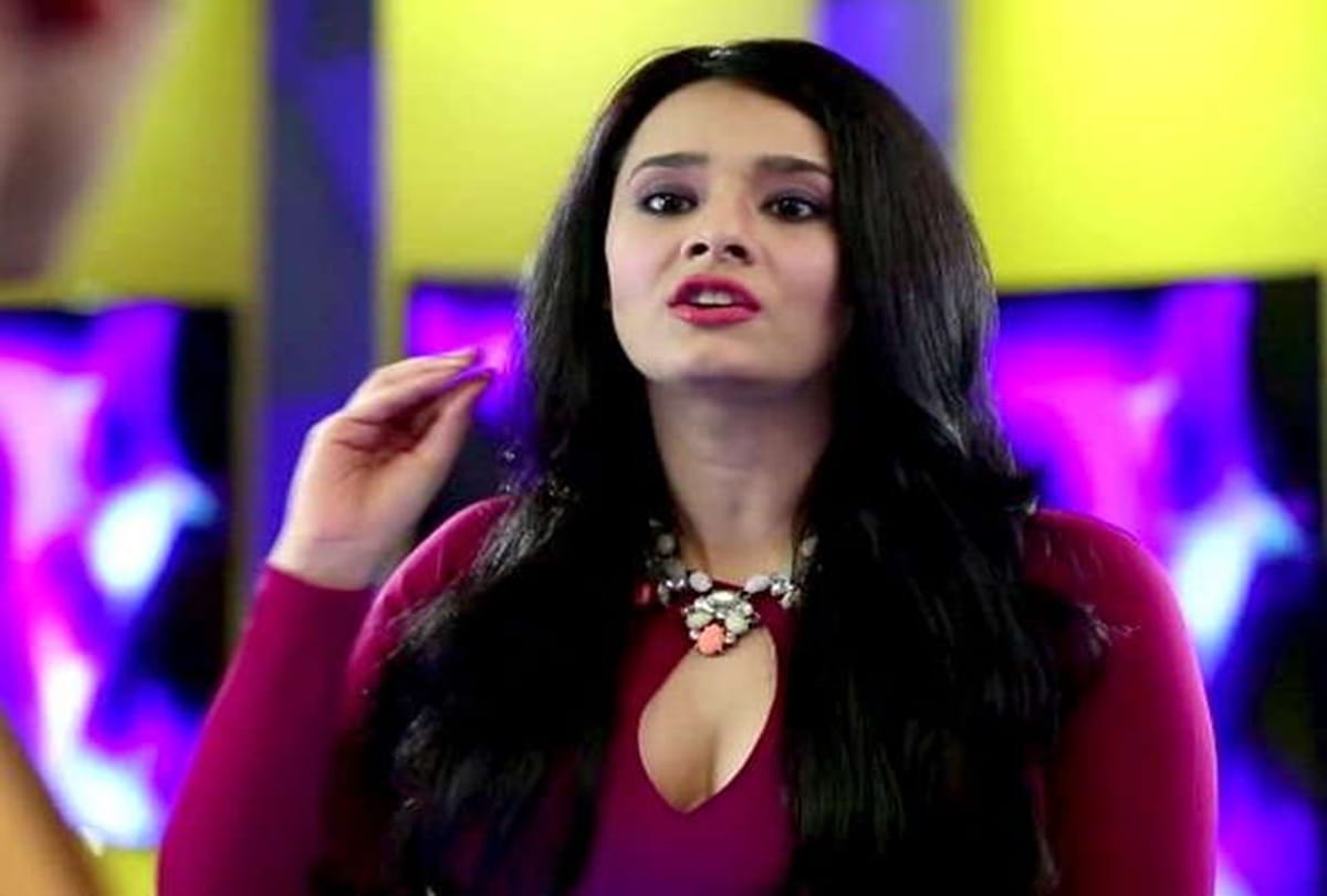 Sports anchor Mayanti Langer proposed on social media, her reply will steal your heart