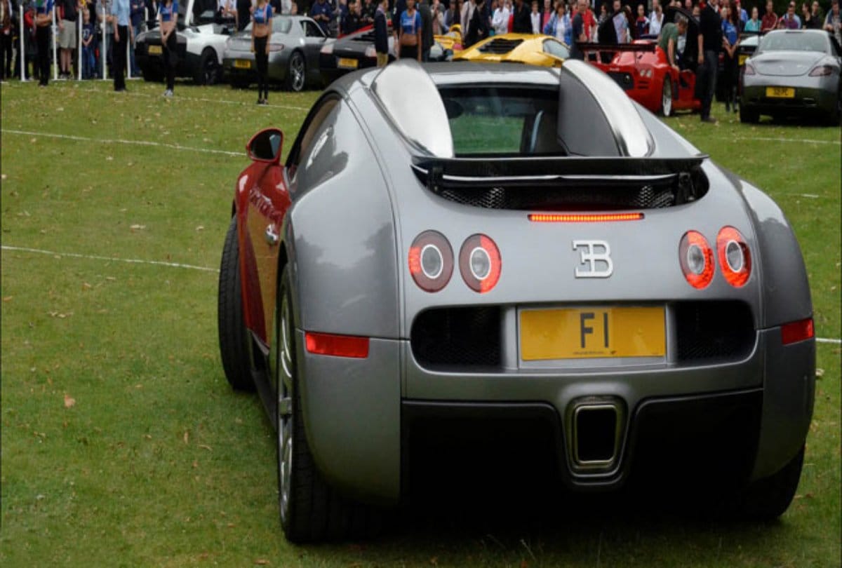 worlds most expensive car number plate sale for rupees 132 crore