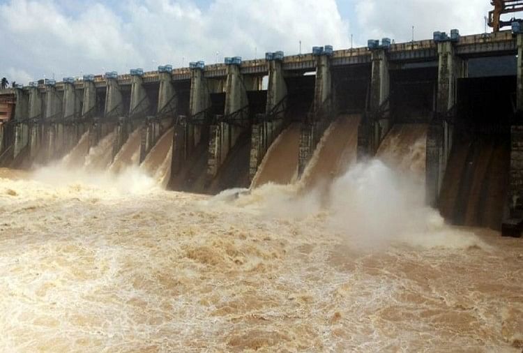 Centre constitutional duty to find solution of Cauvery water dispute between Karnataka and Tamil Nadu