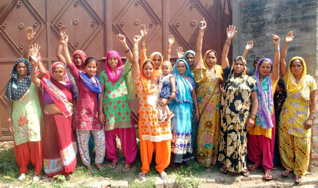 women protest against of water tax