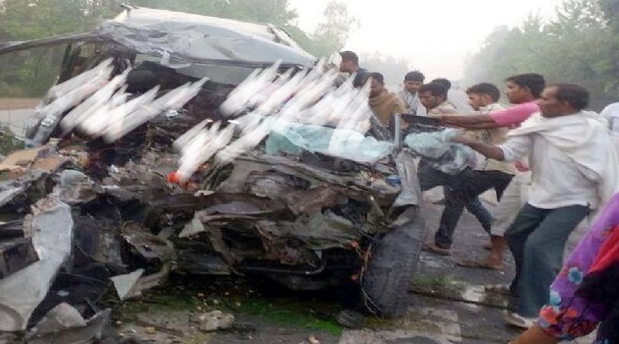 Big accident in shamli, seven people die in road accident