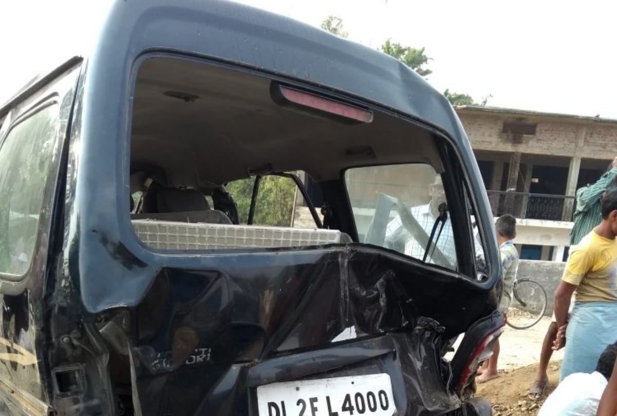 two dead in an accident in shravasti