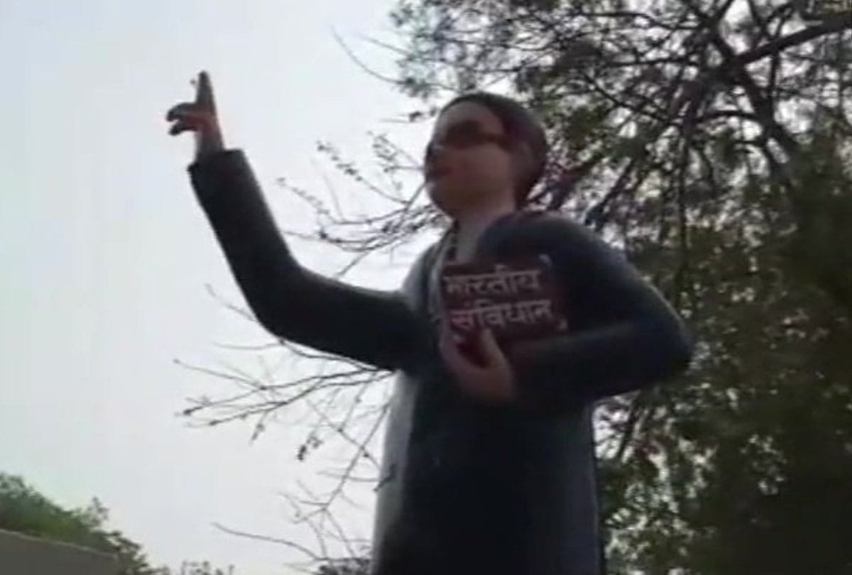 in firozabads district of Uttar pradesh a statue of BR ambedkar vandalized