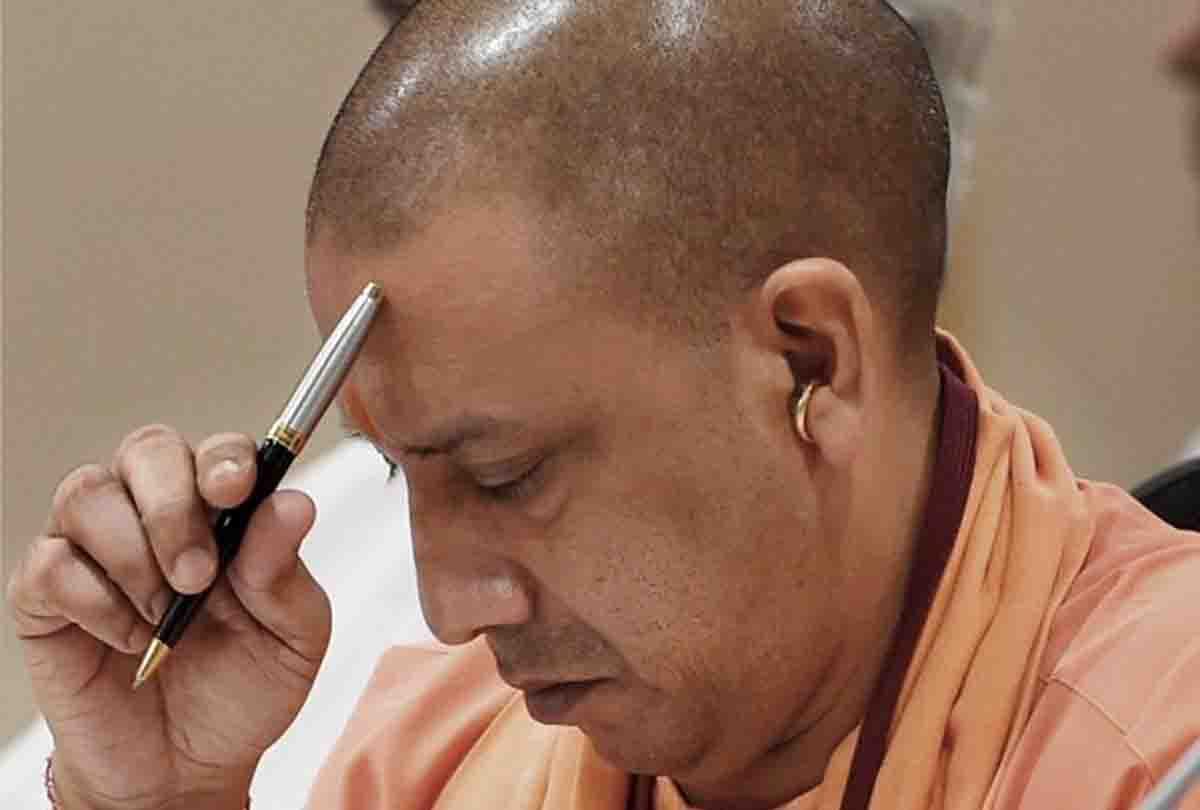 Shivpal targets yogi government including kuldeep senger