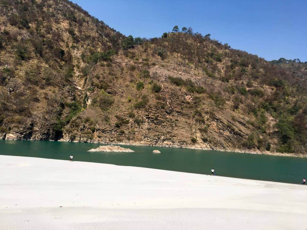 dangerous Island beach in uttarakhand
