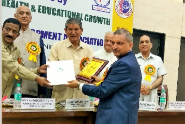 नौणी के वैज्ञानिक को मिला भारत शिक्षा रत्न पुरस्कार