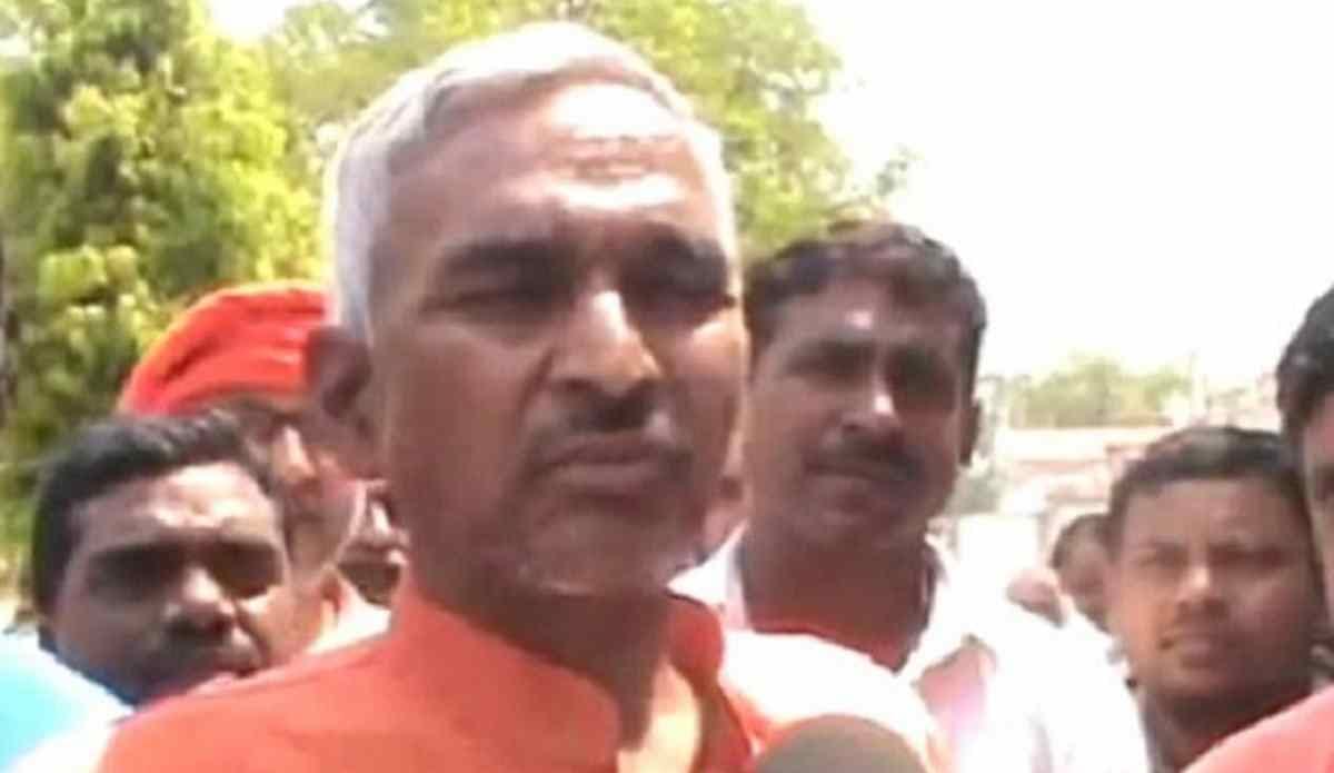 BJP MLA surendra singh gave disputed statement on unnao rape case