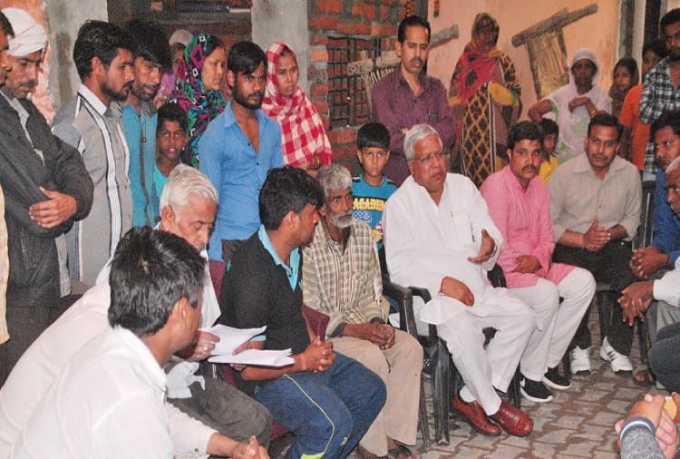 Five people killed in same family in Meerut, Funeral happened in an impassable atmosphere