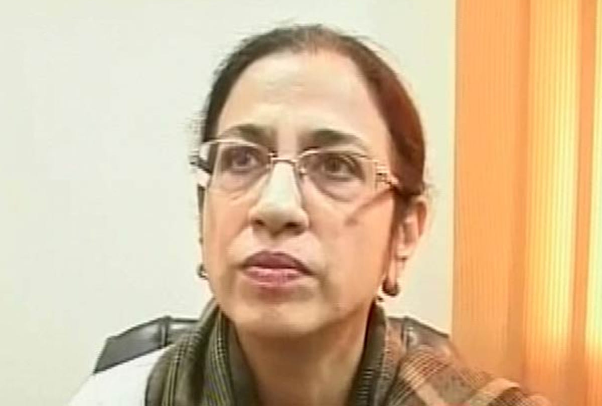 Annu Tandon demands CM Yogi's resignation