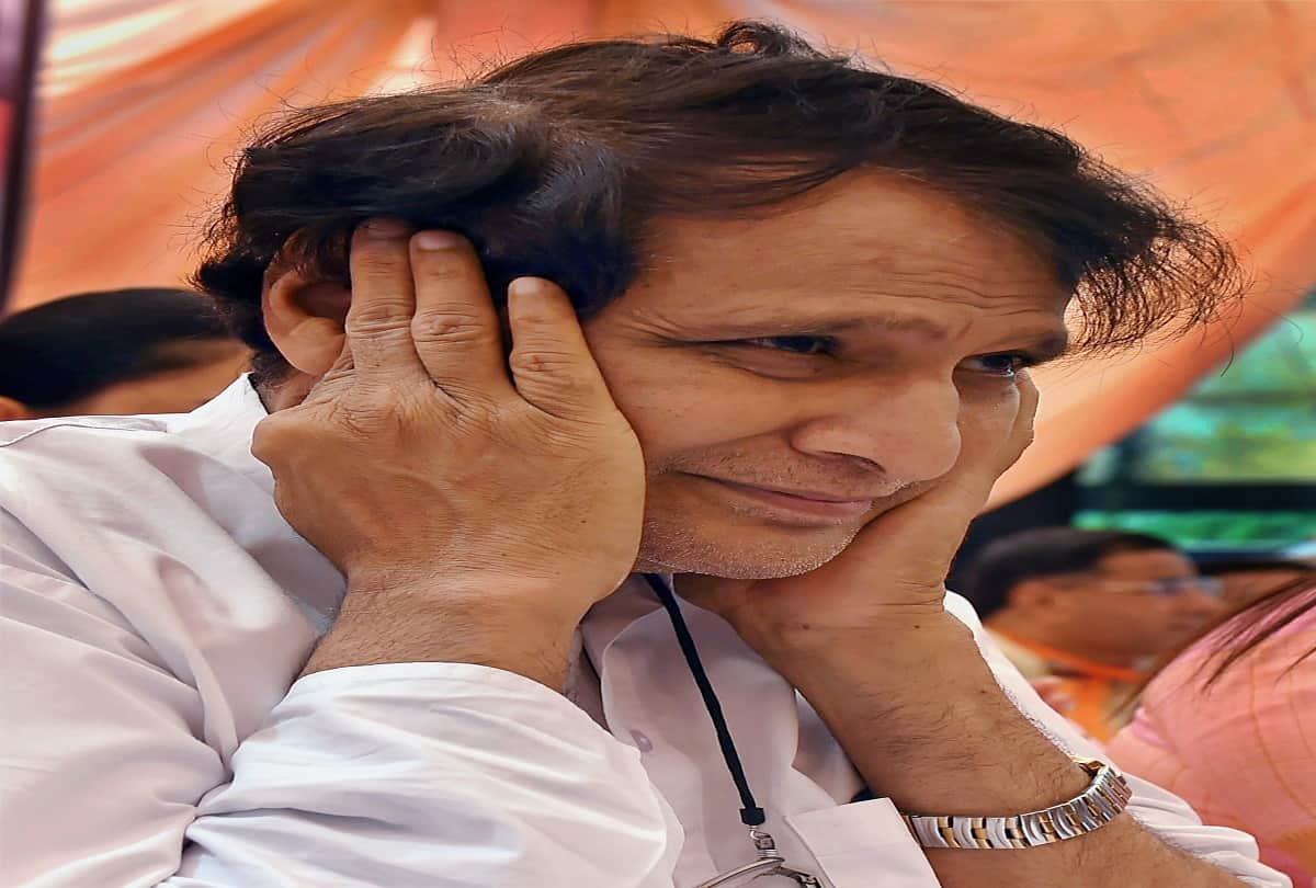 MP-Ministers of BJP sitting on fast in PM Modi's campaign
