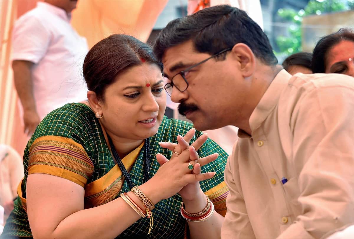 MP-Ministers of BJP sitting on fast in PM Modi's campaign