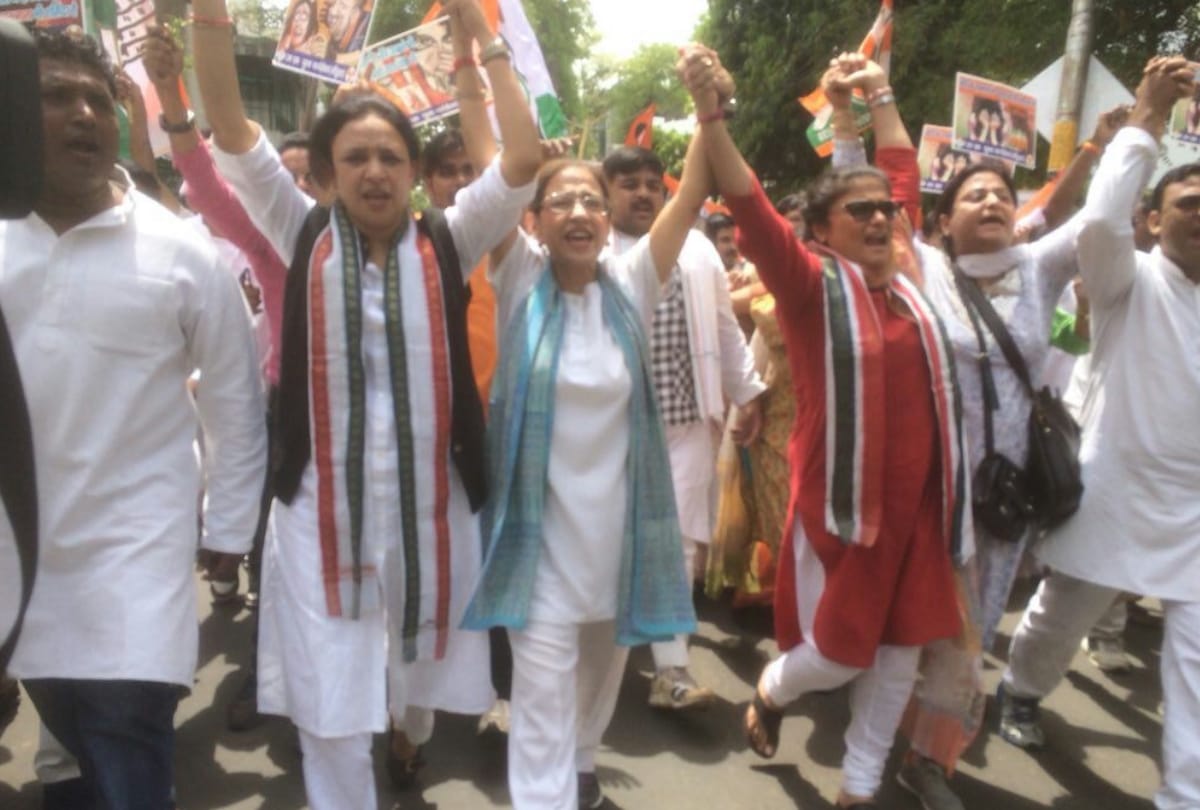 protest of mahila congress against unnao case