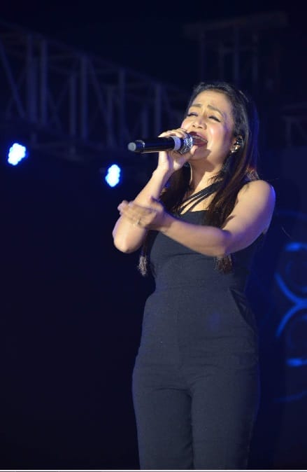 Neha kakkar live performance in dehradun